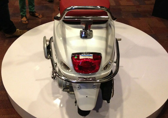 Piaggio Launches Vespa Elegante Limited Edition At Rs 78999 7990