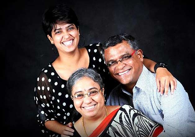 Indhuja pillai with her parents