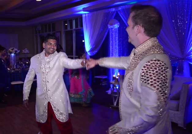 Indo American Gay Couple Married In Hindu Traditional Wedding Indiatv 