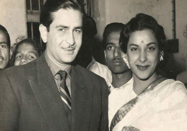 raj and nargis - IndiaTV