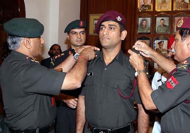 dhoni army officer