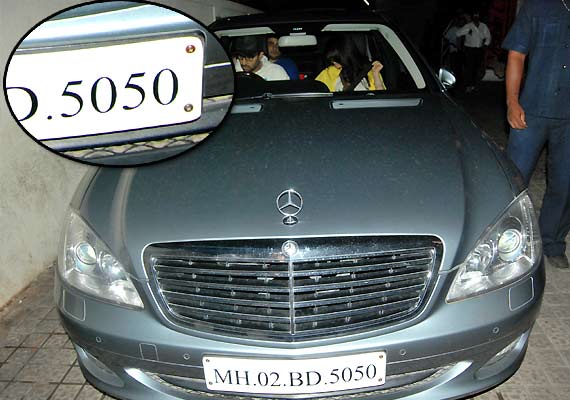 gauri aishwarya car number plate