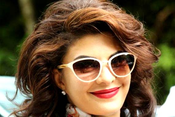 Jacqueline Fernandez amazes in two distinct looks for double role in 'Roy'  (see pics) | Bollywood News – India TV