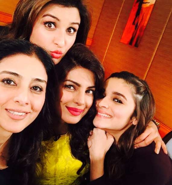 Top Ten Bollywood Selfies Of The Year 2014 See Pics India Tv