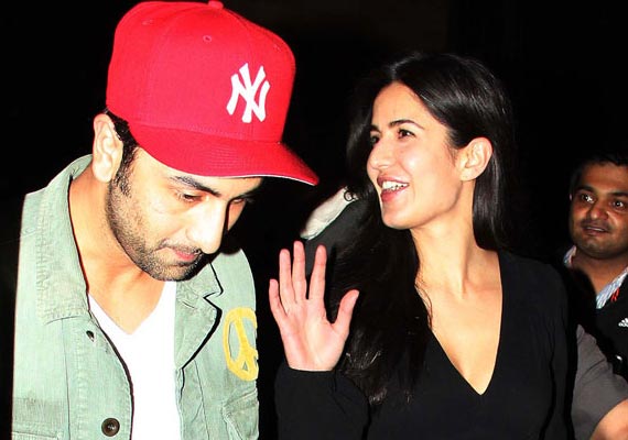 Ranbir Is All Mine Katrina Signals Deepika See Pics Bollywood News India Tv