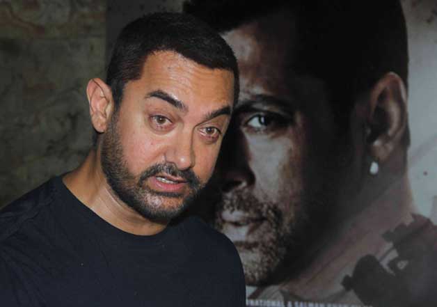 aamir khan cry