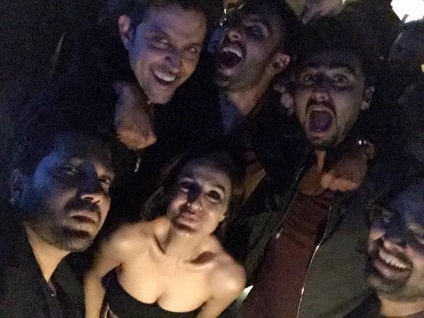 Ameesha Patels Selfie Obsession Might Have Irked Everyone From Srk To