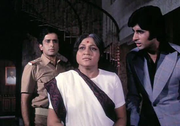 'Deewaar' most perfect script: Big B on film's 40 years