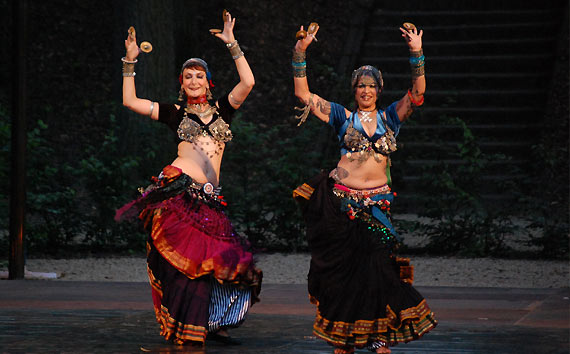belly dancing history