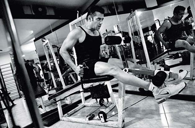 Salman Khan exercise