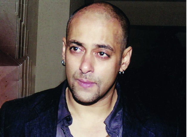 Salman Khan bald