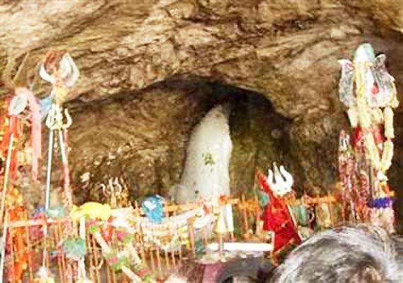 Amarnath Yatra: Shiv Lingam melts more than a month before the end of the pilgrimage