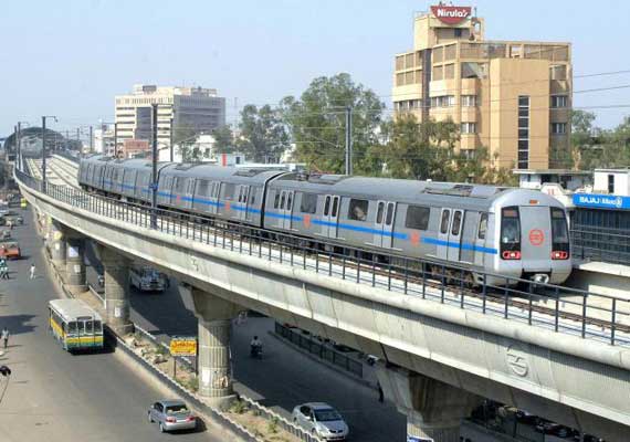 Delhi Metro completes 21-metre high cross-over viaduct