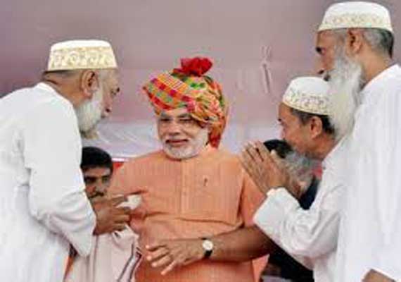 India's Muslims welcome Modi's gesture to Pakistan