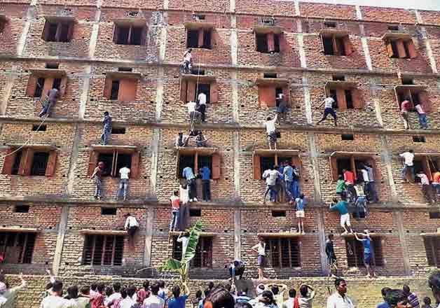 Bihar: 600 students expelled for cheating on board exams