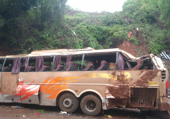 2 killed as Mumbai-Goa tourist Volvo Bus falls on hilly slope