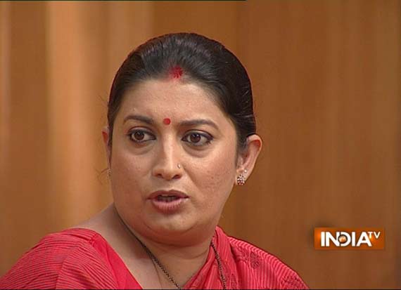 smriti irani in aap ki adalat