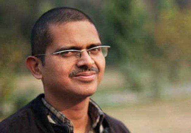 Suspended IPS officer Amitabh Thakur to join RSS