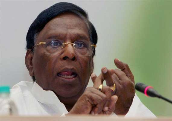 Plea on Bhagwad Gita injurious to secularism, says former Union Minister V Narayanasamy - IndiaTvef7b3a_vnara