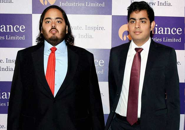 RIL to complete Rs 2-lakh cr worth projects; 4G launch by Dec | IndiaTV ...