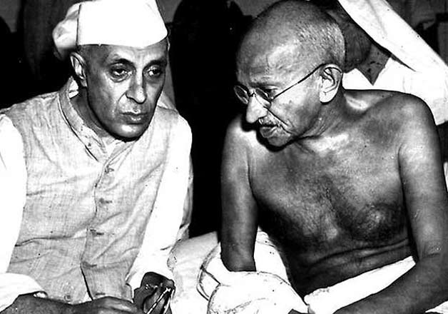 10 unseen pictures of Jawaharlal Nehru | IndiaTV News – India TV