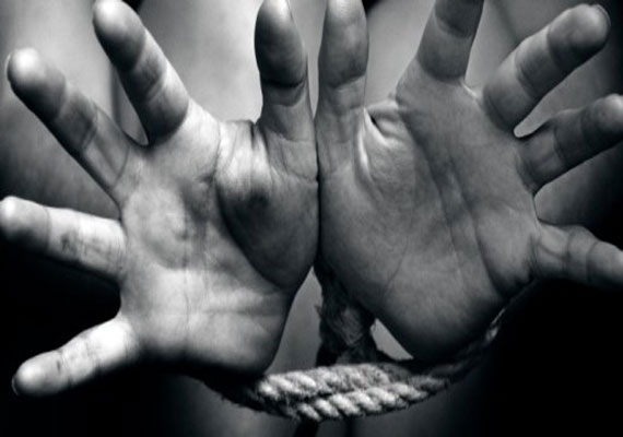 2 Girls From Jharkhand Rescued Couple Held For Trafficking 