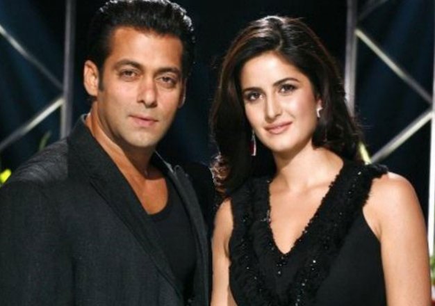 Salman Khan meets ex-girlfriend Katrina, chats with her in private