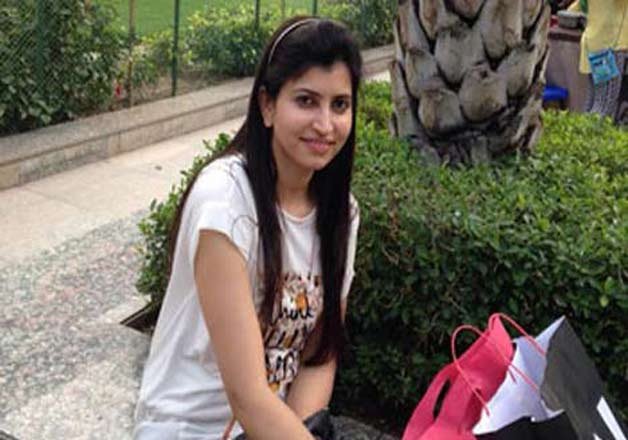 IndiaTvf989a1_Priya-Vedi.jpg