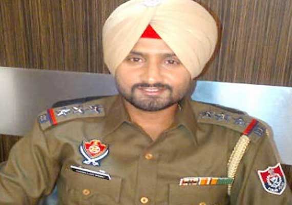 Turbanator Harbhajan Singh takes over as SSP of Punjab Police